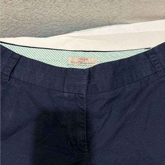 J. Crew Women's Navy Blue Chino Broken-In Cotton Shorts Size 4 GUC - Picture 4 of 7